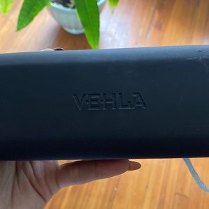 Vehla wear sunglasses